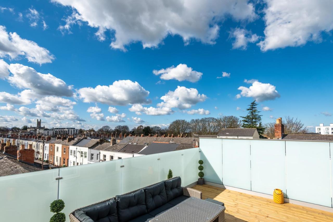 The Burton Penthouse By Fortuna Property Cheltenham Buitenkant foto